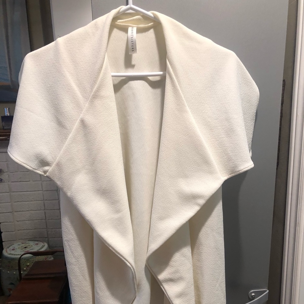 Seven Sisters Open Ivory Vest/Topper Size Small